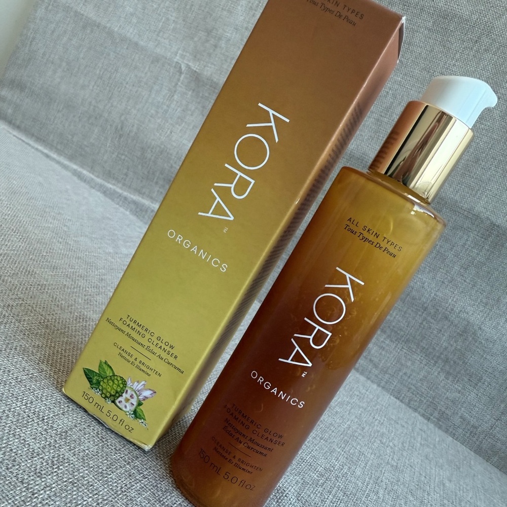 Kora Organics Turmeric Glow Foaming Cleanser 150 ml/5 fl oz